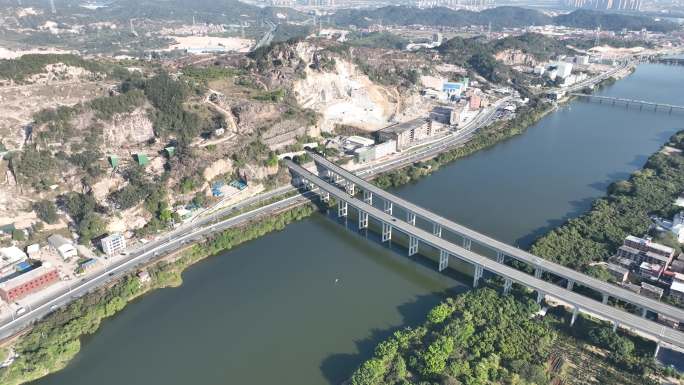 隧道高速公路航拍高架桥隧道高速路汽车行驶