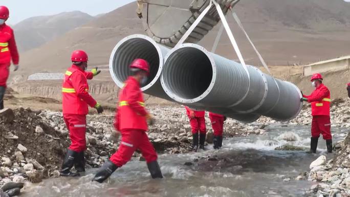 大型机械抢修道路