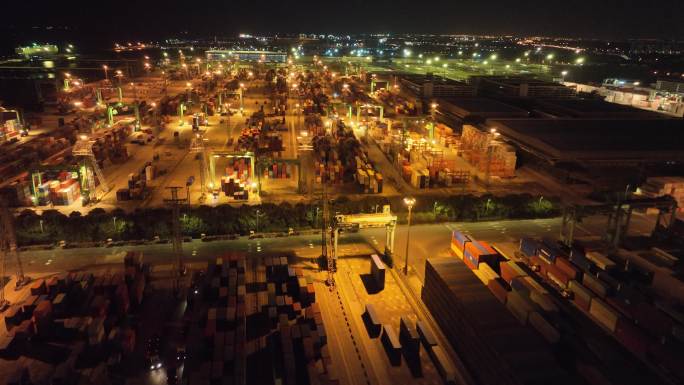4K原素材-航拍上海自贸区外高桥港区码头