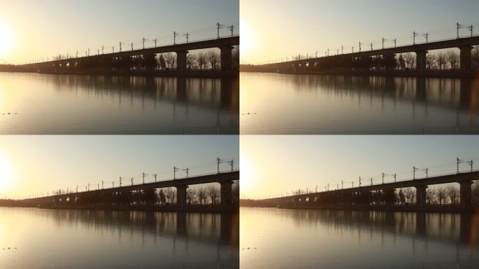 铁路大桥黄昏美景
