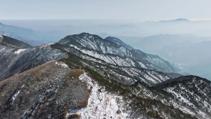 4K航拍太子尖周边雪山风景