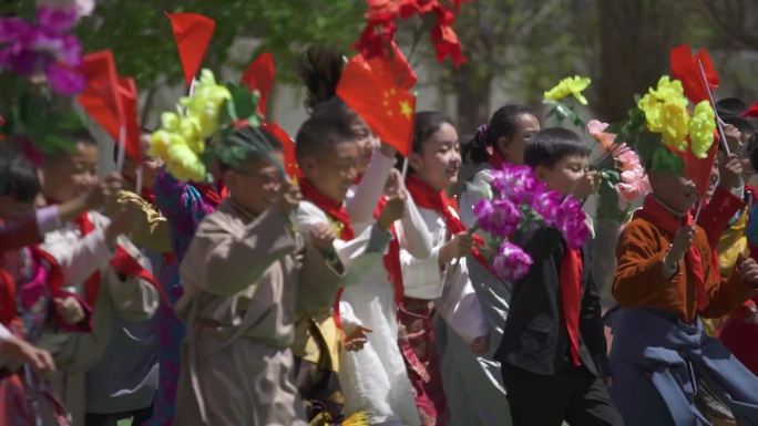 运动会 学生运动会 藏族学生跳锅庄