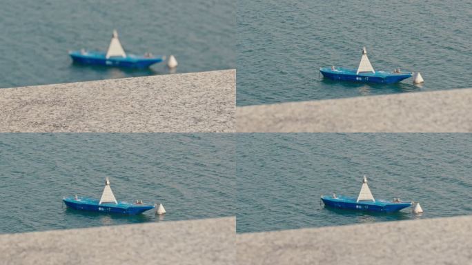 江中小船 从岸边看江中小船 湘江中探测船