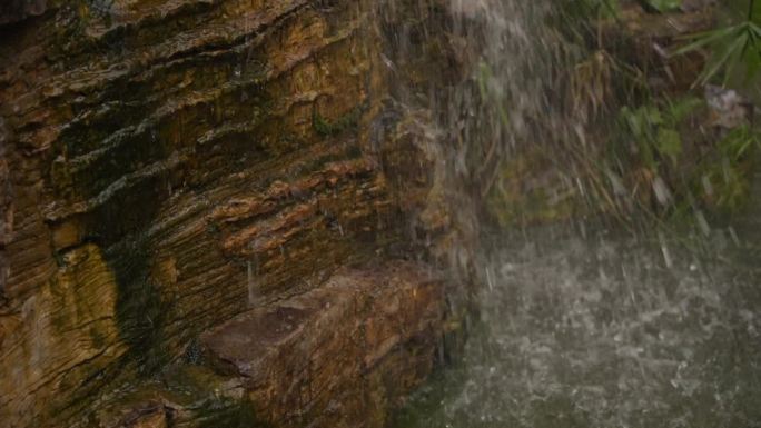 假山流水 瀑布 假山瀑布