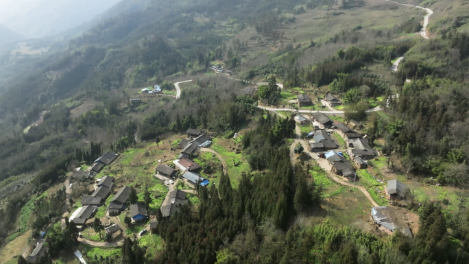 四川省荥经县牛背山镇原始村落航拍素材