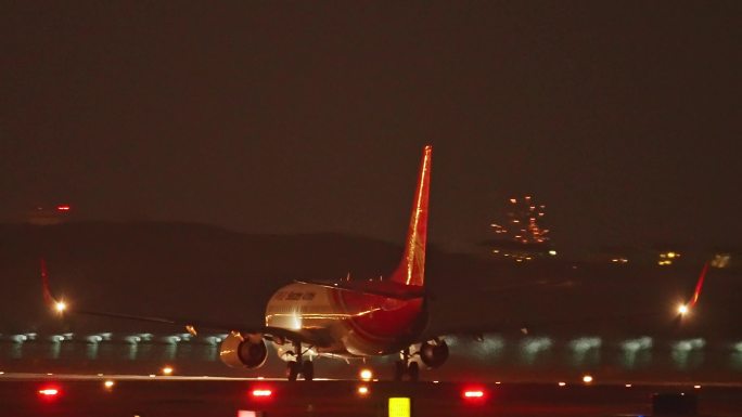 4K实拍飞机起飞和烟花