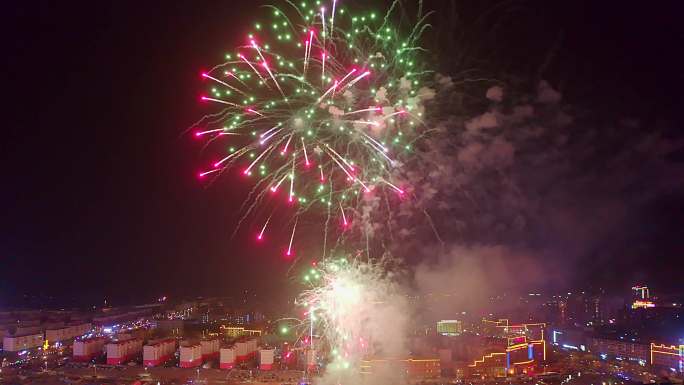 城市广场、节日大型焰火航拍素材