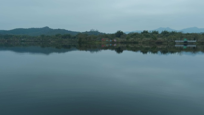 宁静的湖面 水库