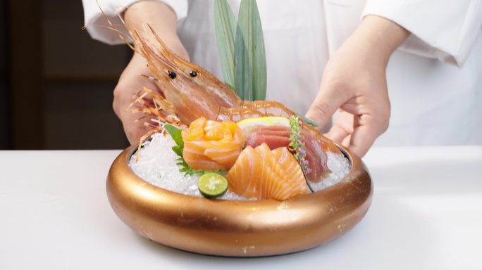 日料 三文鱼 生鱼片  日本料理