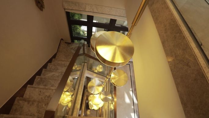 房地产别墅电梯楼梯吊灯挂灯豪华（4K原声