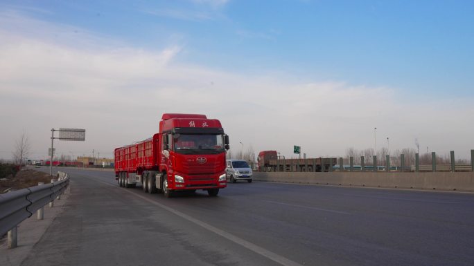 物流运输  大货车 重型卡车 货车 车队