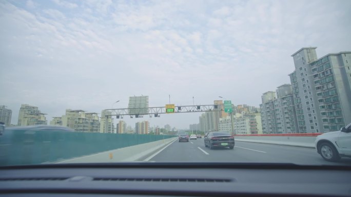 上海高架交通道路车内拍摄