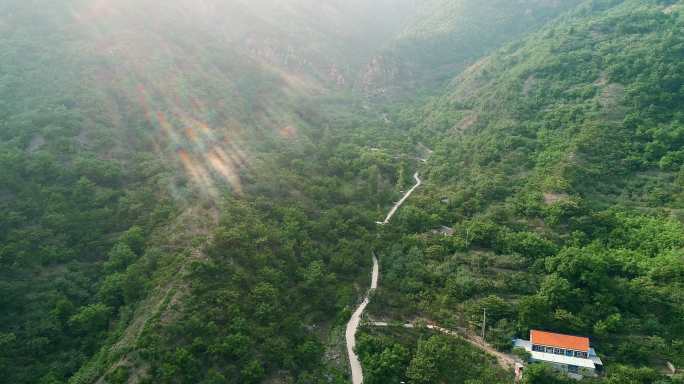 北京门头沟群山小溪航拍