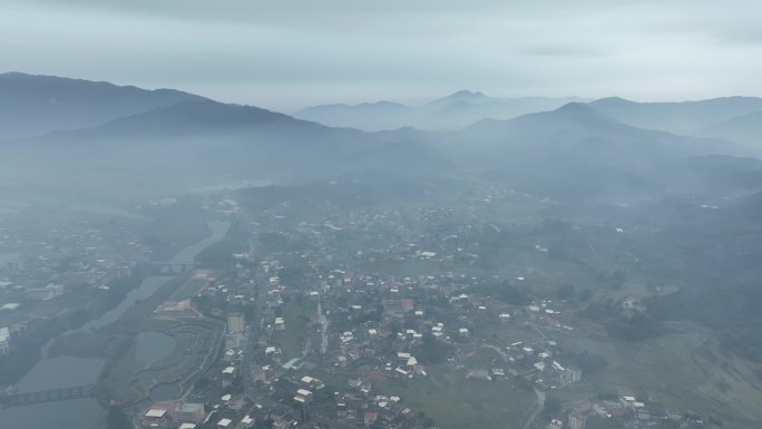 雨后农村最美生态乡村振兴农村自然山水风景