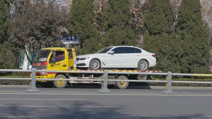 道路救援 拖车 道路交通救援