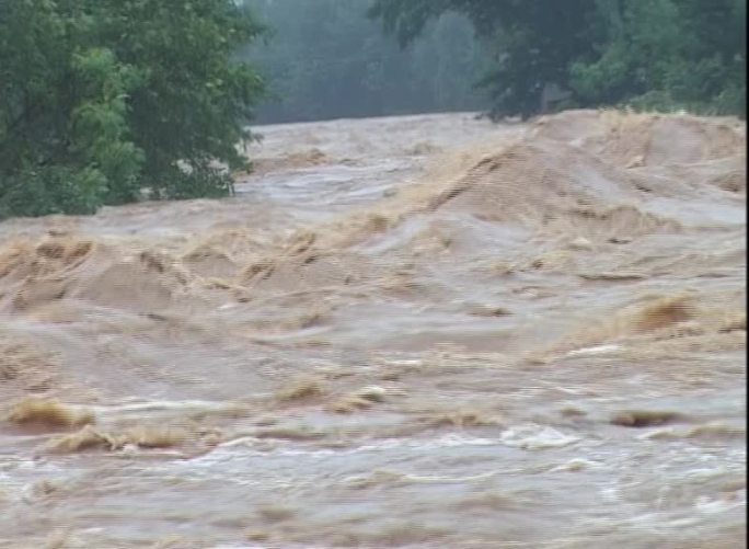 汶川洪水地震