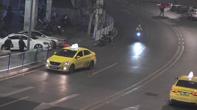 重庆出租车 黄色的士