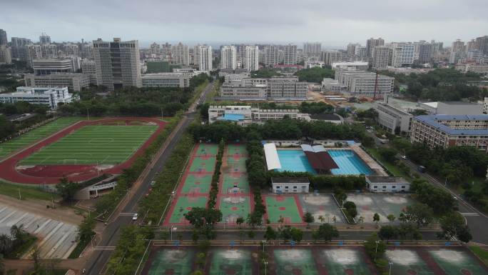 海南大学