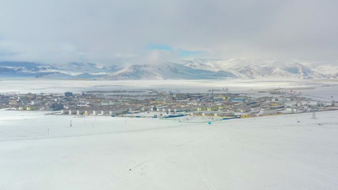 小镇下雪 白雪皑皑 雪山 边陲小镇