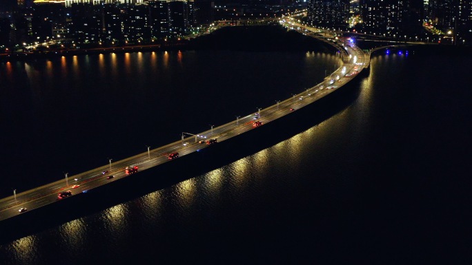 苏州湾大桥跨湖大桥夜景航拍