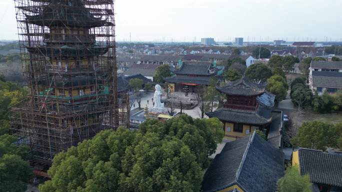 震泽古镇 航拍 寺庙 古塔 水面 游客