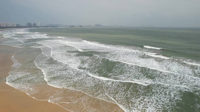 原创航拍俯瞰福建东山岛沙滩海浪自然风光