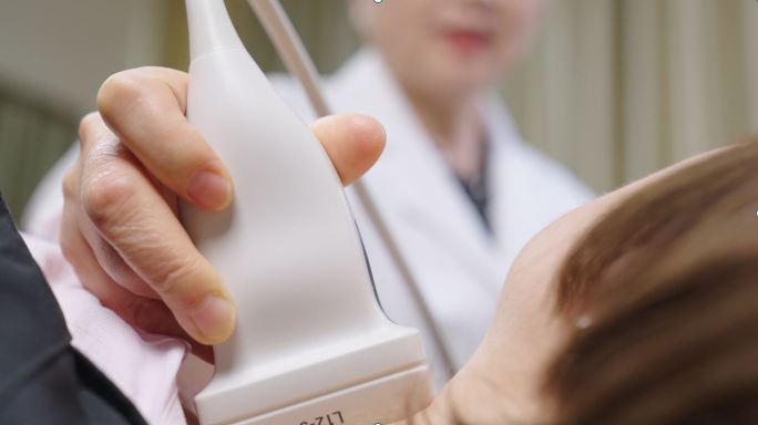 B超声波检查甲状腺医疗设备仪器
