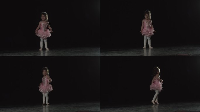 跳芭蕾的小女孩