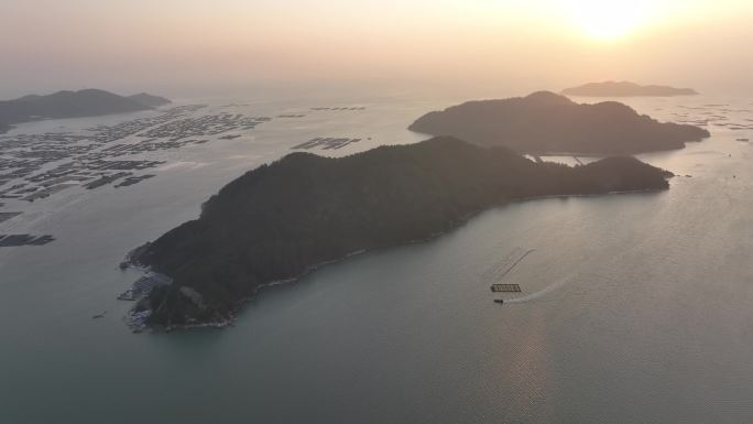 原创 航拍漳州东山岛布袋澳海上水产养殖