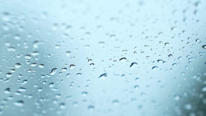 下雨雨水玻璃水珠