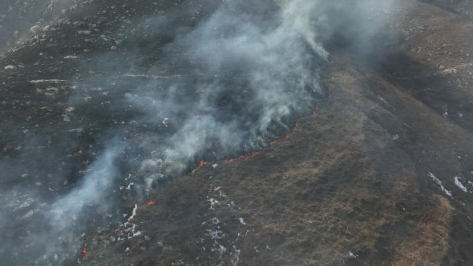 明火山火救援无人机勘察山火野外火警出勤