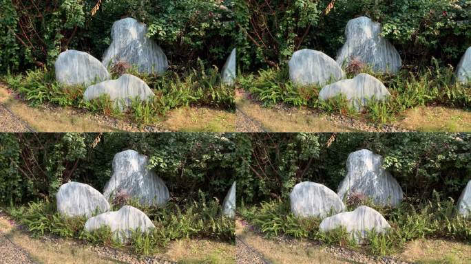 公园里的石头摆件