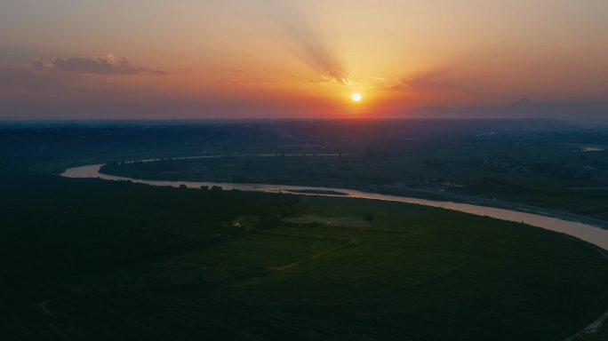 黄河支流日出日落夕阳河边泾河渭河干流长江