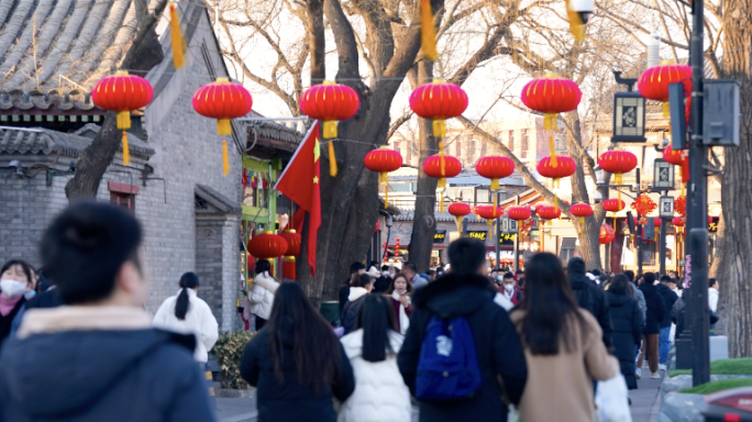 北京春节胡同人群  新年街景美食人群延时