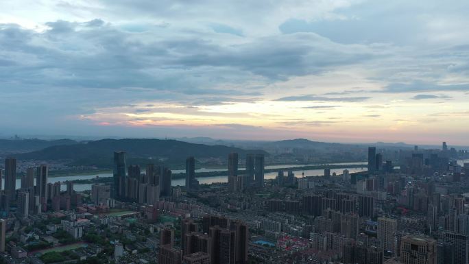 4K芙蓉区 云雾大景 航拍 长沙地平线