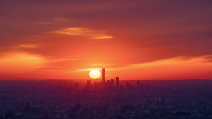 俯瞰北京CBD日出壮观早霞太阳把天都染红