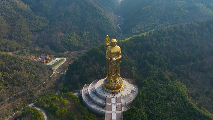 九华山地藏王菩萨雕像 4K御3航拍高质量