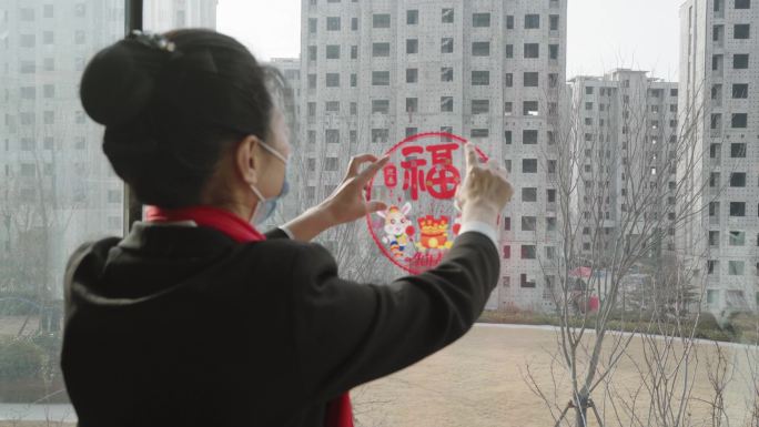 贴福字新春售楼中心