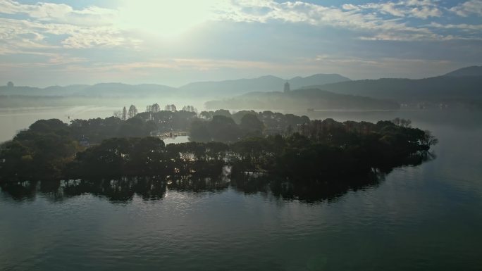 清晨西湖美景 水天一色