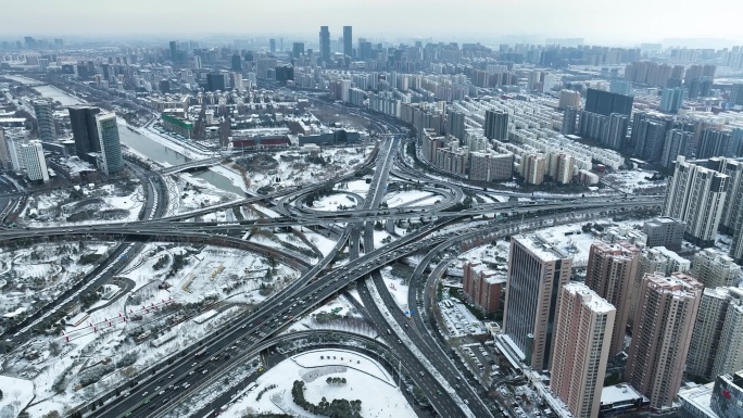 郑州中州立交雪景