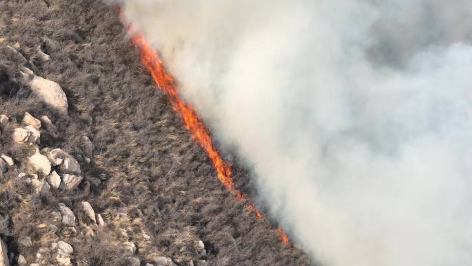 明火山火救援无人机勘察山火野外火警出勤