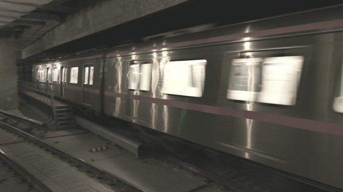 地铁隧道