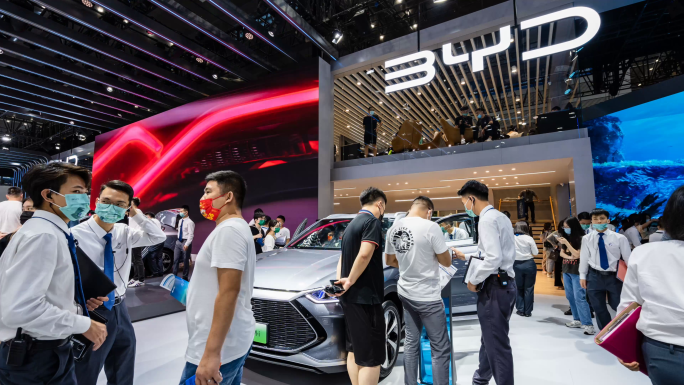 粤港澳大湾区深圳车展现场看车人群延时