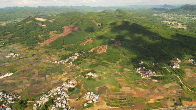 山林 村庄 田野