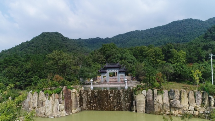 安吉灵峰寺牌楼