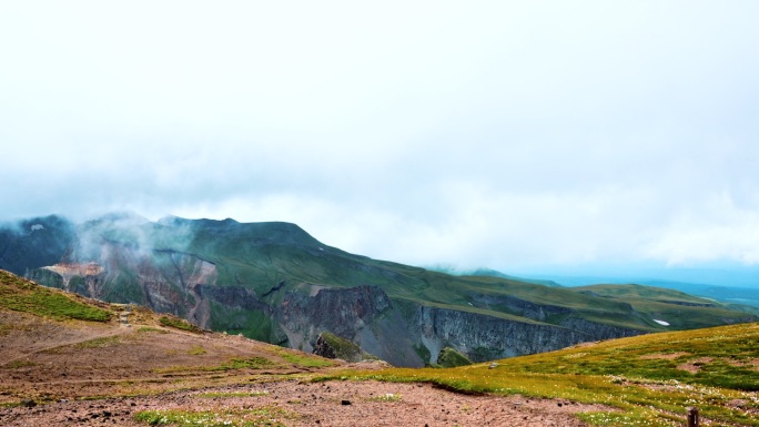 长白山峡谷山顶云海延时