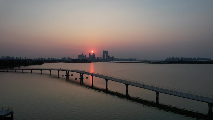 金水湾栈桥落日