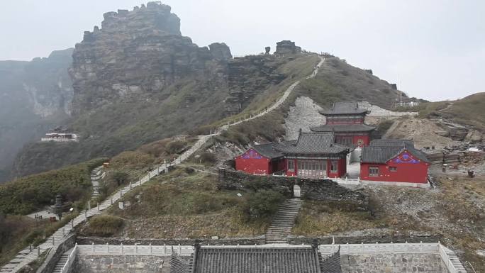 航拍 寺庙  梵净山  山上寺庙  圣地