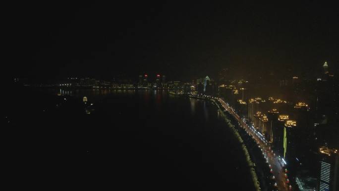 城市江河夜景