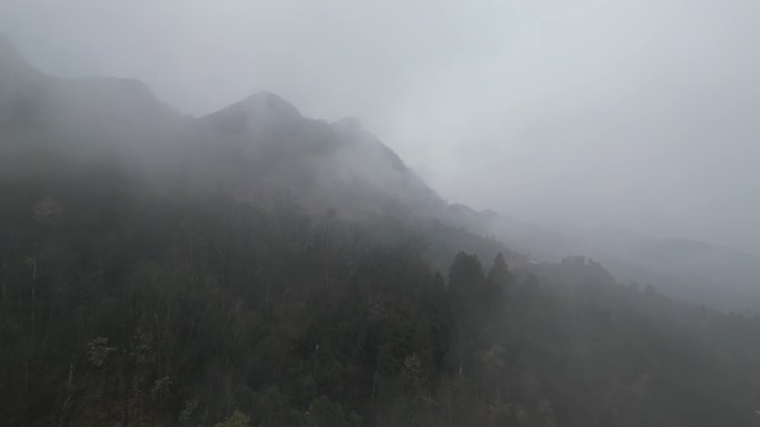 秦岭云雾云海山川环境自然风光航拍 2